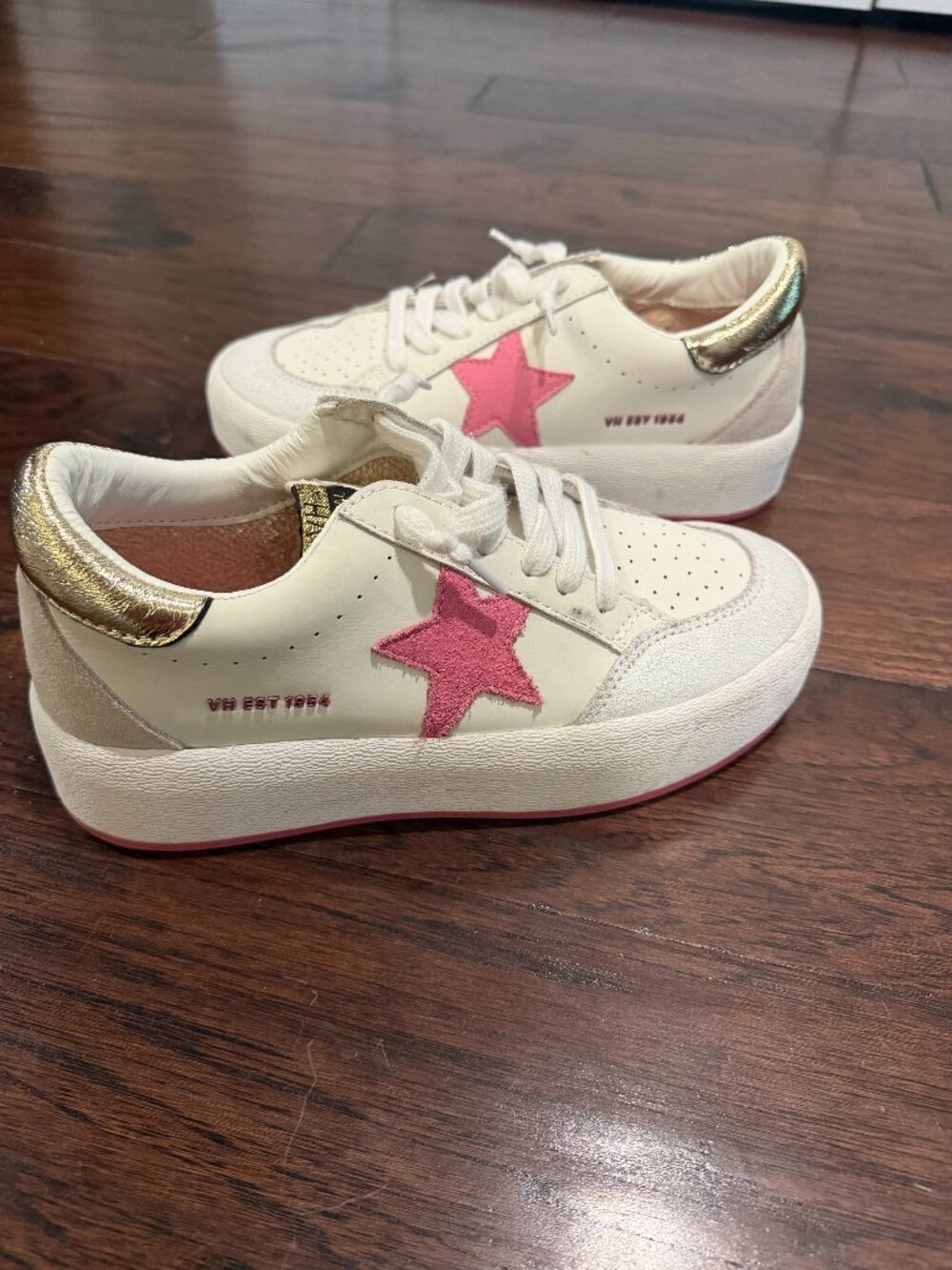 Vintage Havana slip-on sneakers (size 8.5)